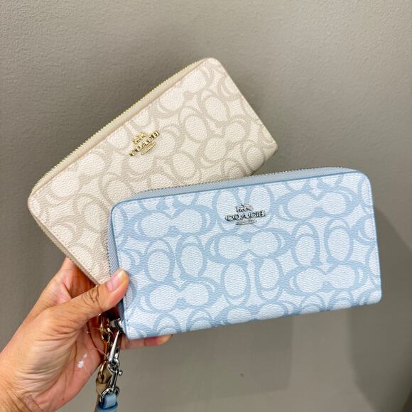 Coach CBO02 Long Zip Around Wallet In Sketch Signature Canvas blue - Picture 4 of 11